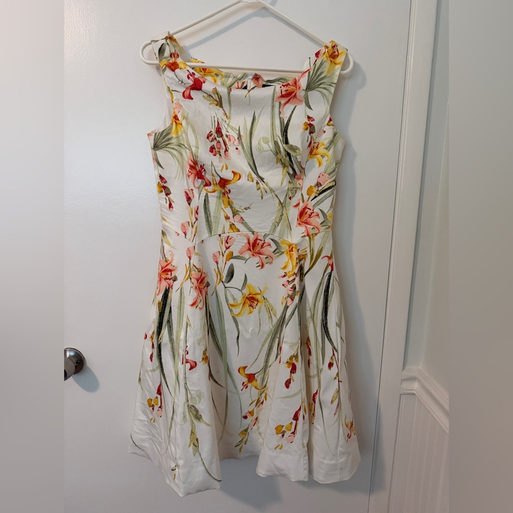 White House Black Market Floral Sleeveless Boatneck Dress